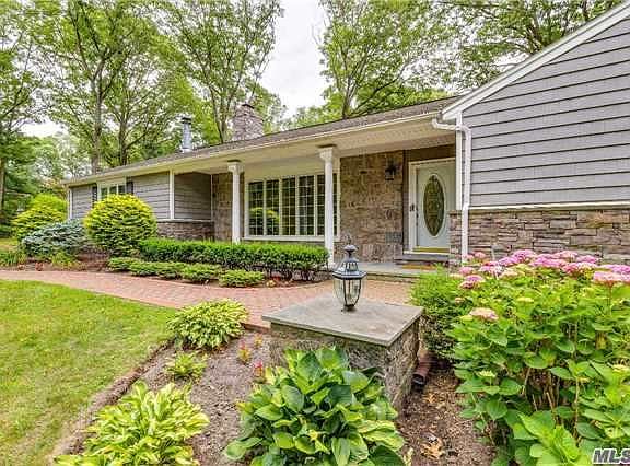 2nd image of 608 Twin Hills Ct