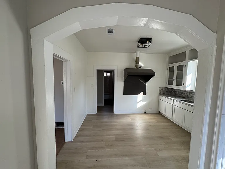 3800 Virginia Blvd — Photo 8