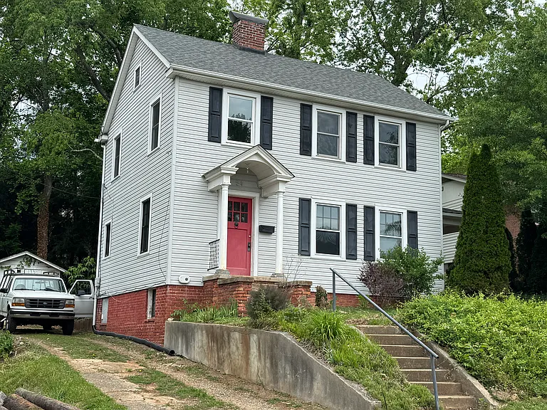 54 Longview Rd — Photo 1