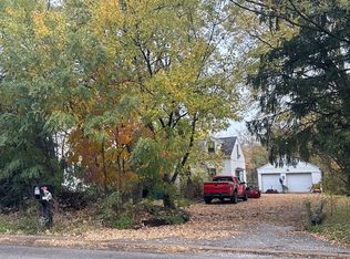 26014 Pettibone Rd, Bedford, OH 44146