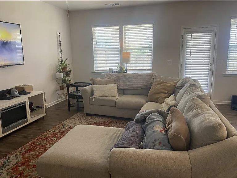 35 Russet Way — Photo 14