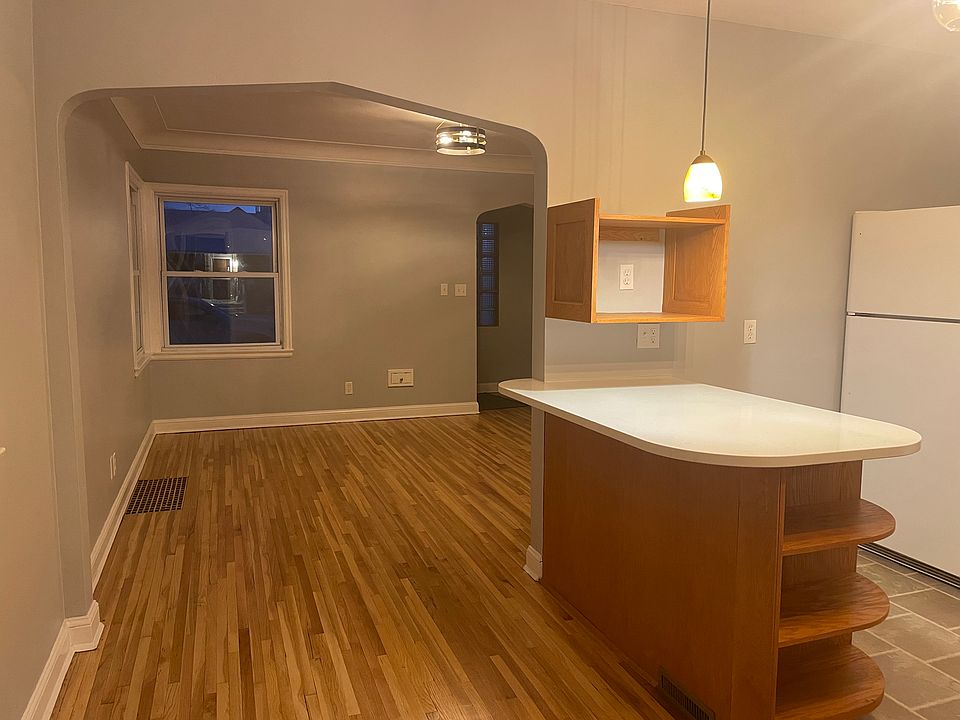 1st image of 2013 Lowry Ave NE #2013