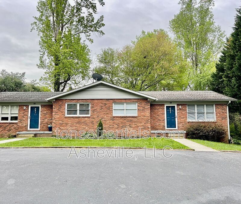 1st image of 643 Clearview Dr