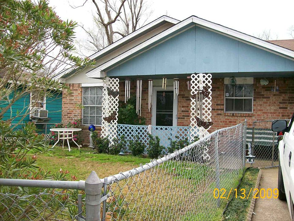Front of house 