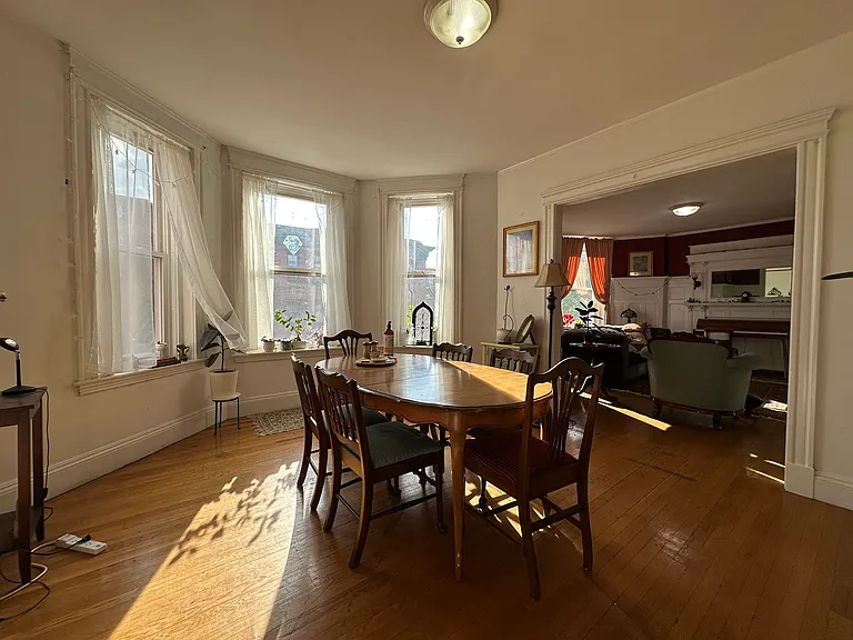 1908 Beacon St #3 — Photo 12