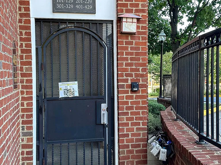 4850 Eisenhower Ave #314 — Photo 4