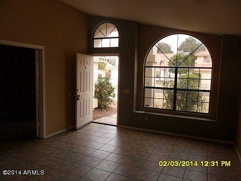2nd image of 1225 E Tremaine Ave