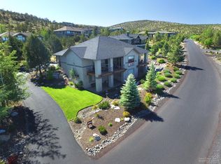 1183 Highland View Loop, Redmond, OR 97756