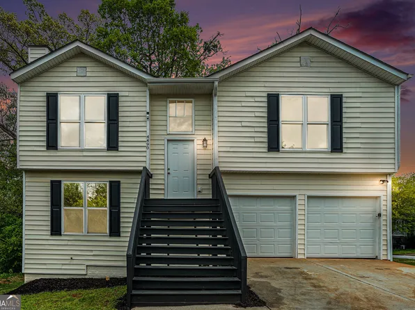 4490 Thornwood Trl, Stone Mountain, GA 30083