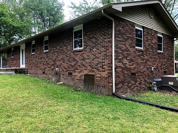 4th image of 106 W Hill Ln