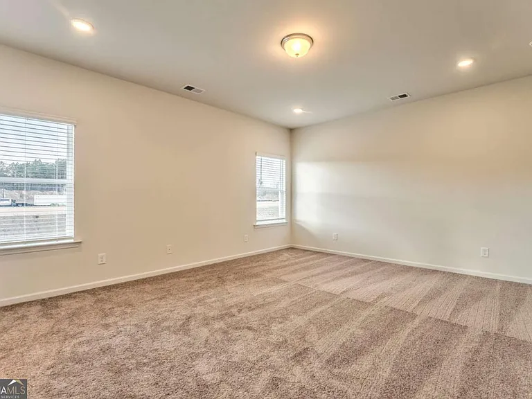 15 Bennett Way — Photo 12