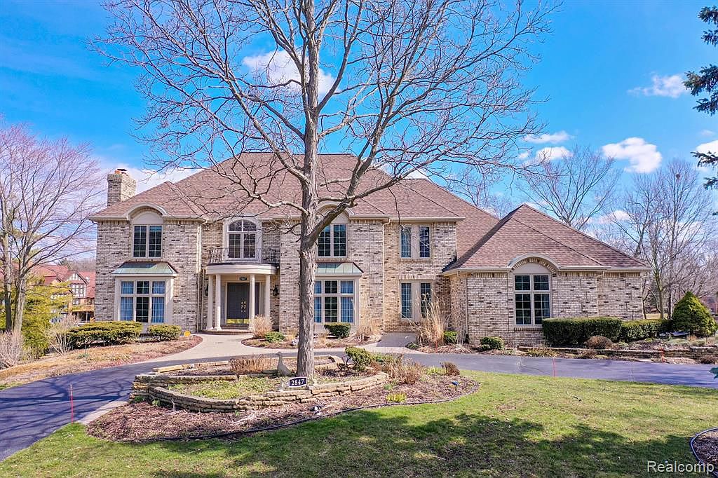 2847 Chestnut Run Dr, Bloomfield Hills, MI 48302 Zillow
