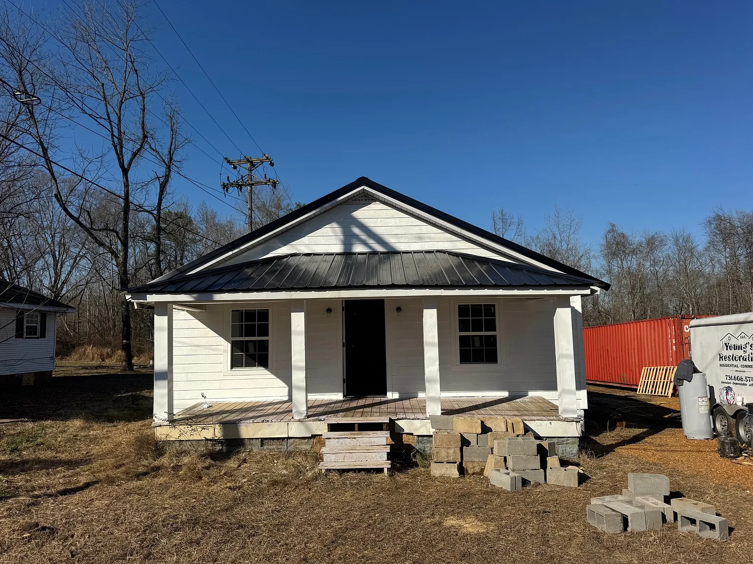 201 Adams - 1 — Photo 1