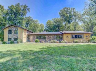 180 Dubois Rd, New Paltz, NY 12561