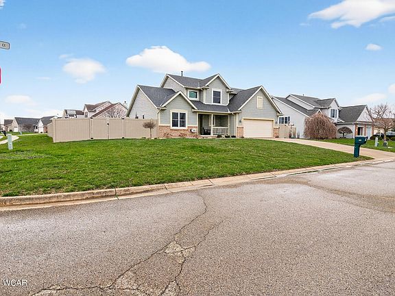 2nd image of 800 Antler Ct