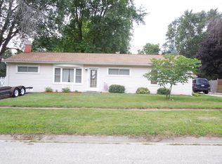 4816 Claire St, Crystal Lake, IL 60014