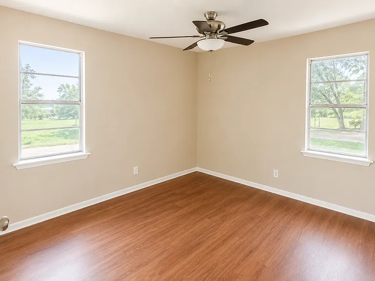 4200 Brambleton Pl — Photo 4