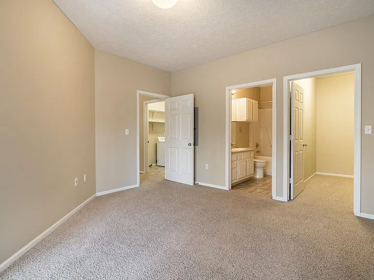 Ridge Pointe Villas — Photo 64