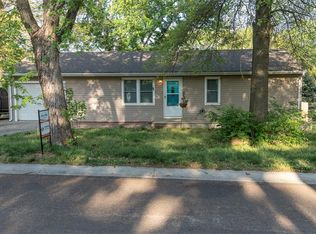 906 Pine St, Eudora, KS 66025