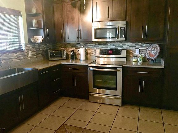 4th image of 3029 W Sierra Vista Dr