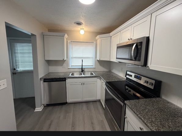 1025 Carolina Rd APT V3