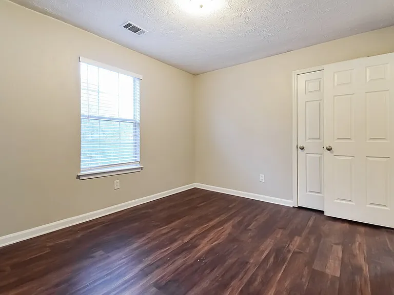343 Clearsprings Dr — Photo 13