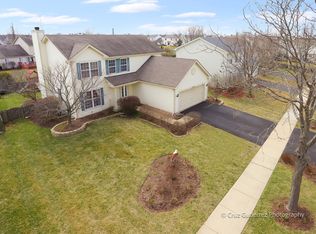 2757 Stuart Kaplan Dr, Aurora, IL 60503