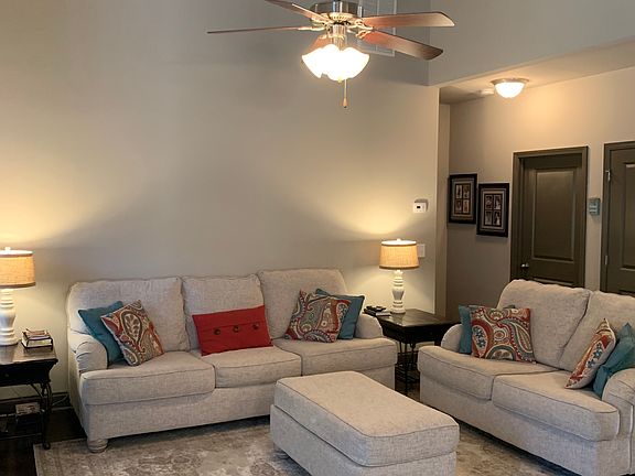 4th image of 5531 Woodstream Ct