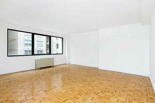 Rented by Compass | media 7