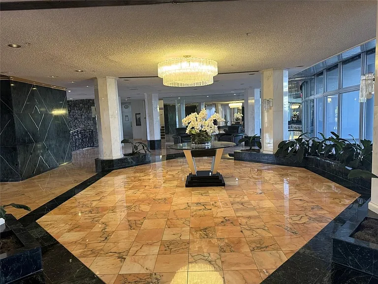 900 Bay Dr #513 — Photo 14