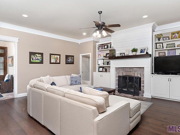 5th image of 7595 Pecan Grove Dr