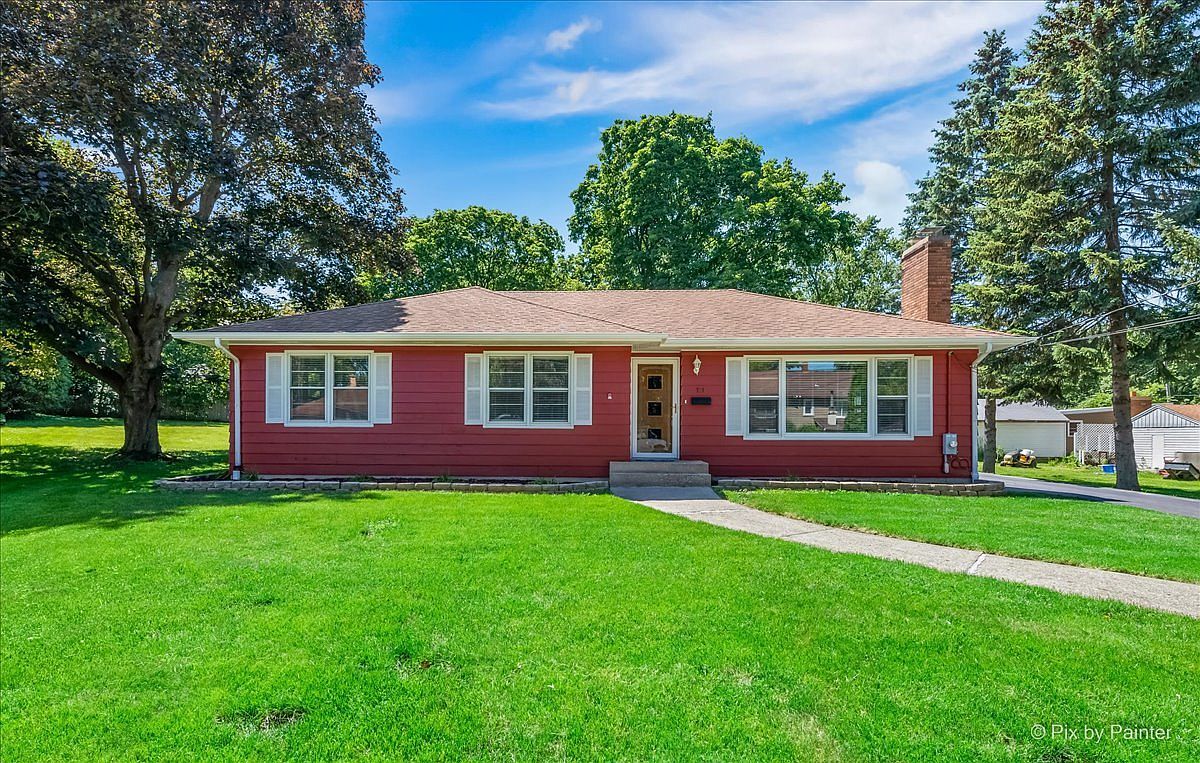 717 Queen Anne St, Woodstock, IL 60098 Zillow