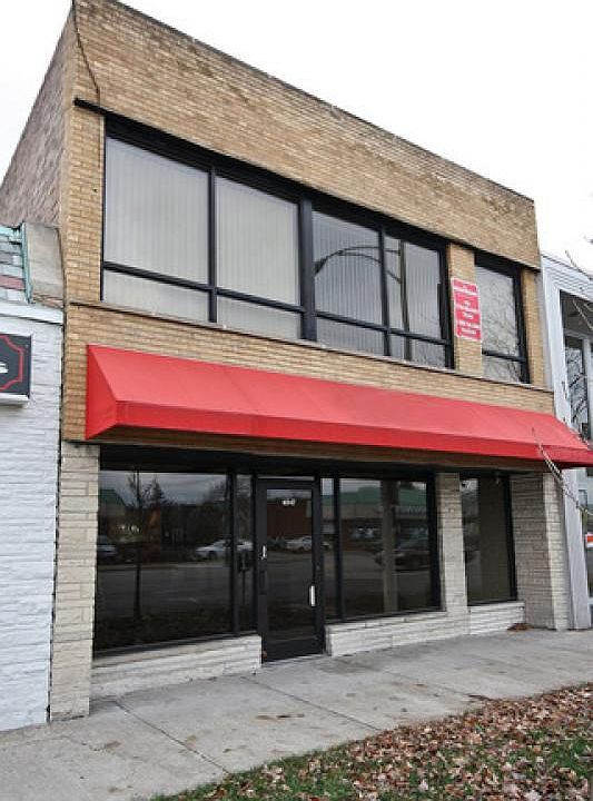 1st image of 6547 North Ave