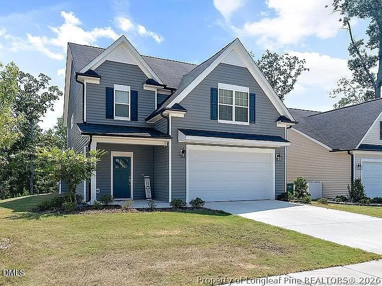 4 bed, 2.5 bath, 2898 sqft, $2,295 — Photo 2