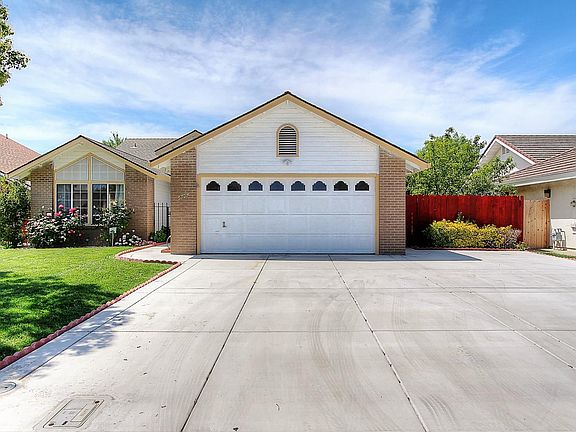 4th image of 5707 Montauban Ave