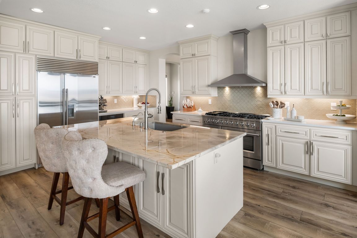 next background image