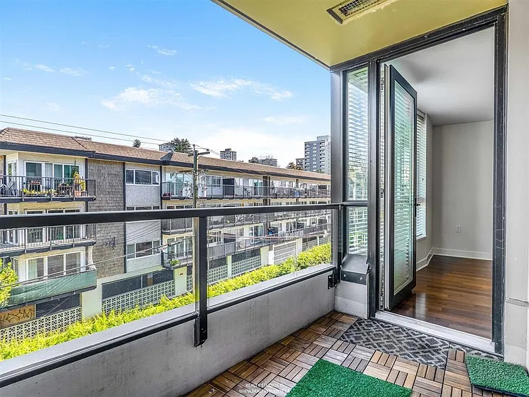 160 3rd St W #506 — Photo 14