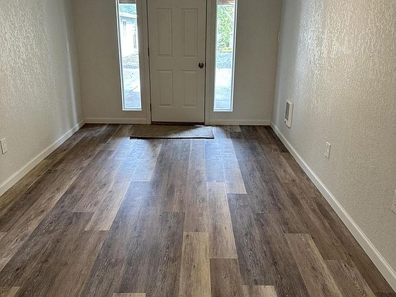 4th image of 173 NW 6th St