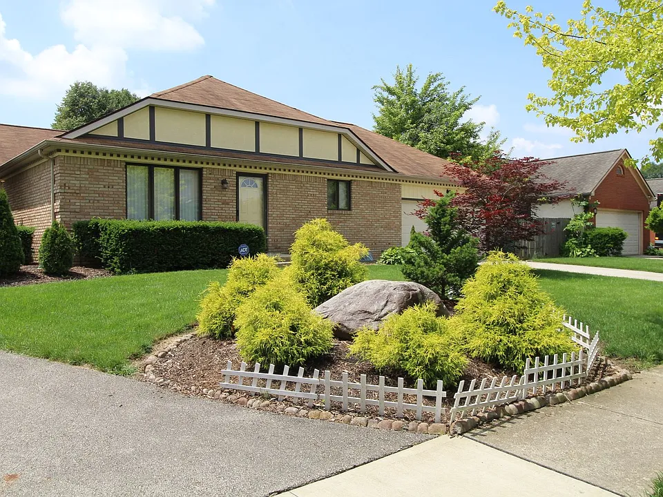 Bayswater Dr.