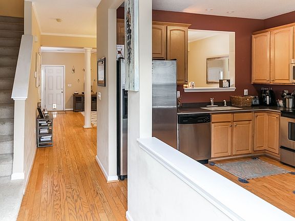 4th image of 2414 Gaheris Ct