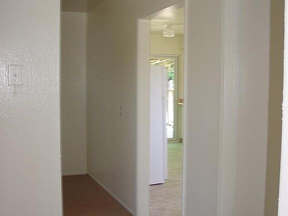 4th image of 305 6th St