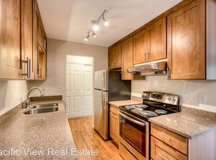 713 3rd Pl S #2, Kirkland, WA 98033