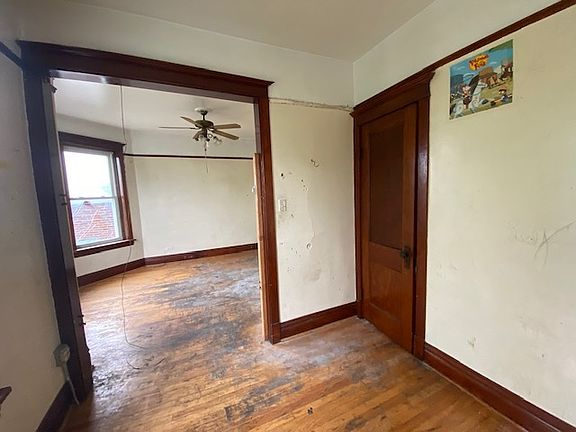 5th image of 3128 N Davlin Ct