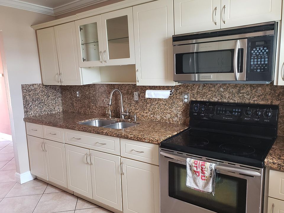 1st image of 1950 W 54th St APT 414