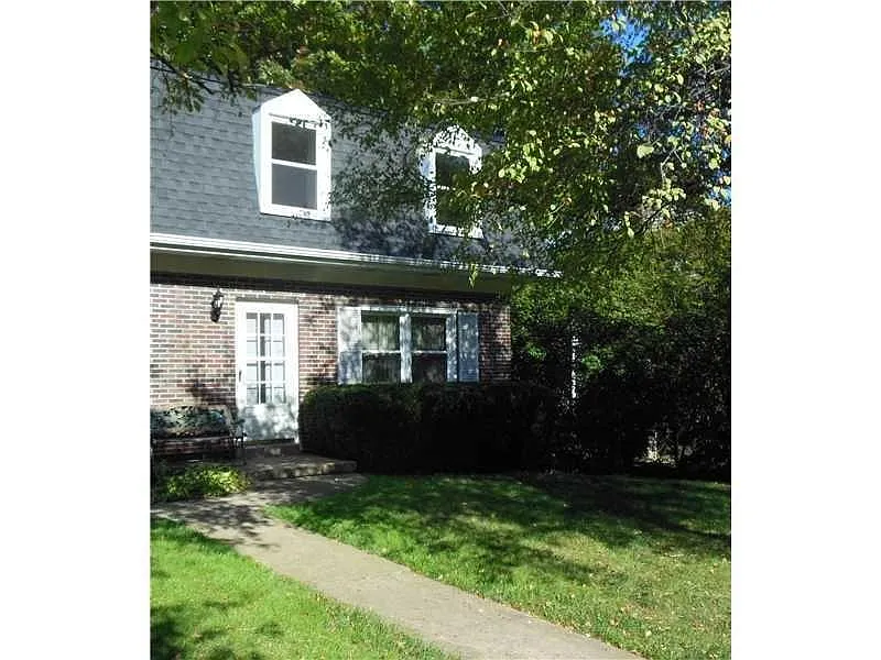 1555 Hedwig Dr photo 1