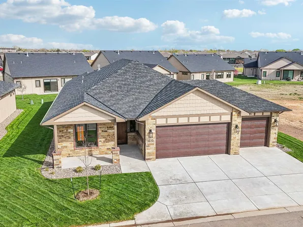 1622 S Dove Pl, Goddard, KS 67052