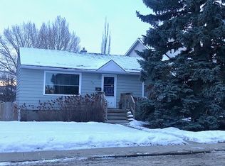 111 38a Ave SW, Calgary, AB T2S0W3