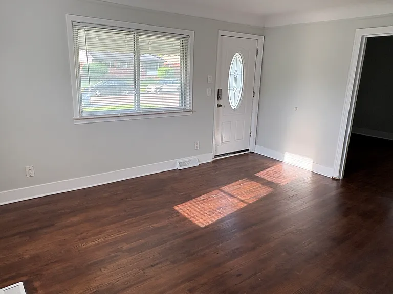 14400 Borgman Ave — Photo 3