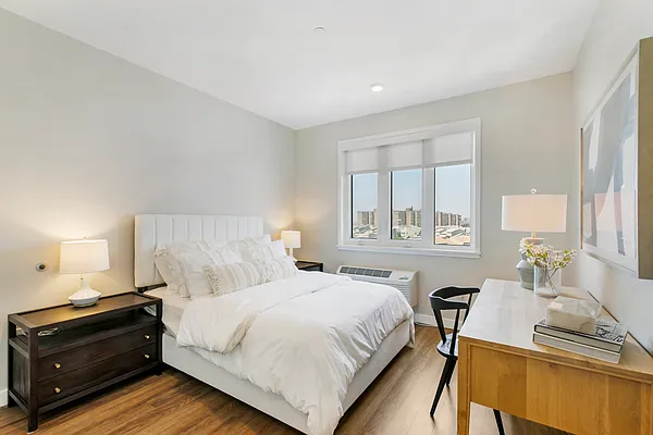 Bedroom, photo 2