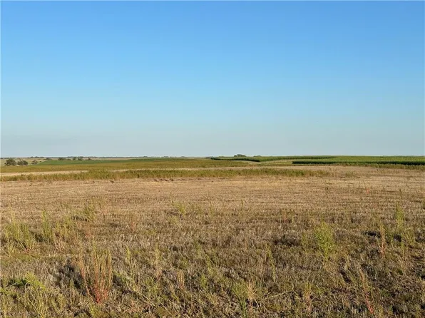 1000 Camp Rd, Abilene, KS 67410